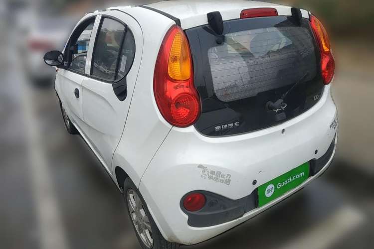 Used Chery QQ 2013 1.0L Manual Happy Edition
