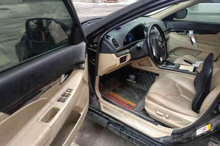 Used Changan Raeton 2013 1.8T Automatic Prestige Model China IV Standard
