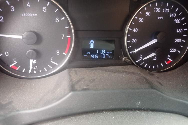 Used JAC M3 2015 Maker Edition 1.6L Luxury Smart Version
