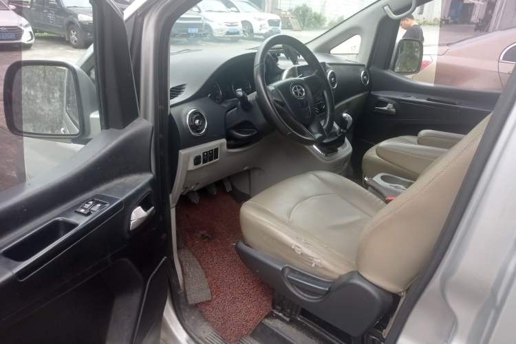 Used JAC M3 2015 Maker Edition 1.6L Luxury Smart Version
