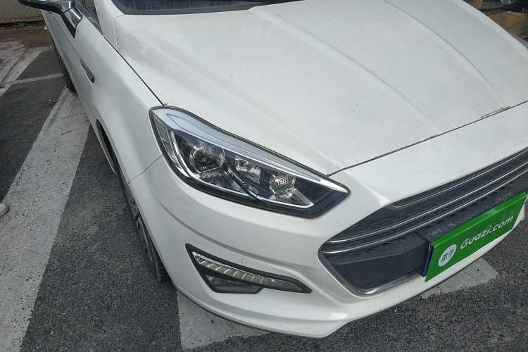 Used Lifan Auto Xuanlang 2017 2.0L CVT Comfort Edition
