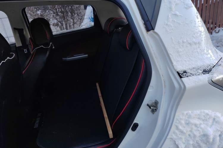 Used Changan Benni 2015 1.4L IMT Luxury Model China IV