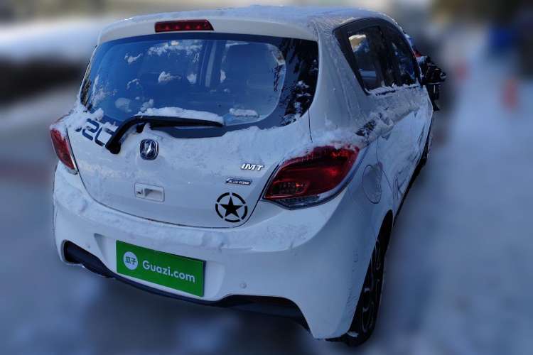 Used Changan Benni 2015 1.4L IMT Luxury Model China IV