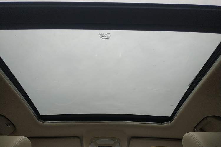 Used Zotye T700 2017 1.8T Dual-Clutch Luxury Model
