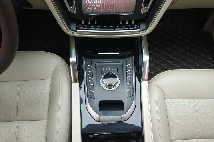 Used Zotye T700 2017 1.8T Dual-Clutch Luxury Model
