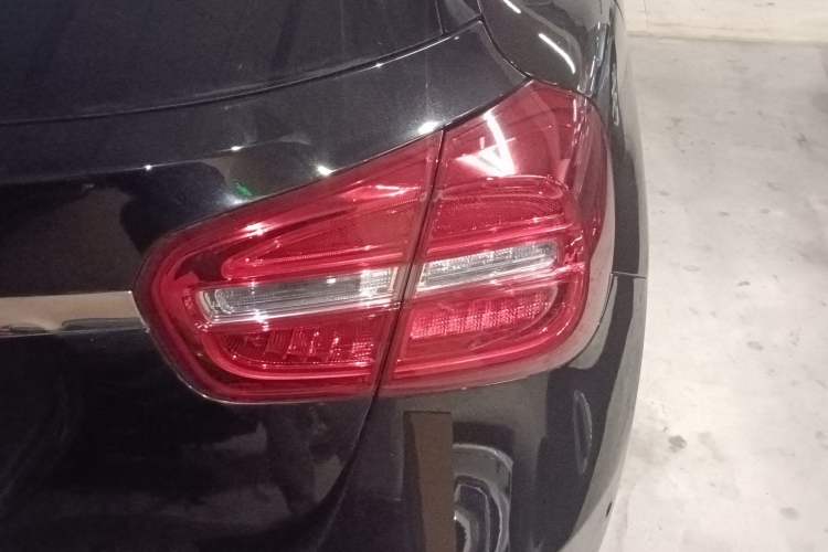 Used Mercedes-Benz GLA 2015 GLA 200 Fashion Model
