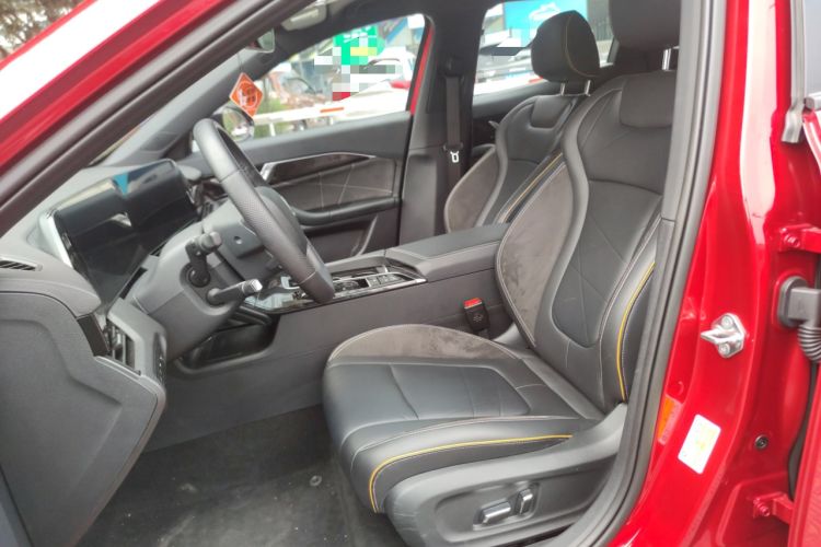 Used Bestune B70S 2022 2.0T War God King
