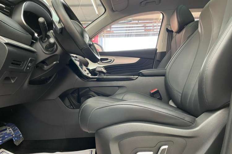 Used Roewe RX5 MAX 2019 300TGI Automatic Smart Cabin Luxury Edition