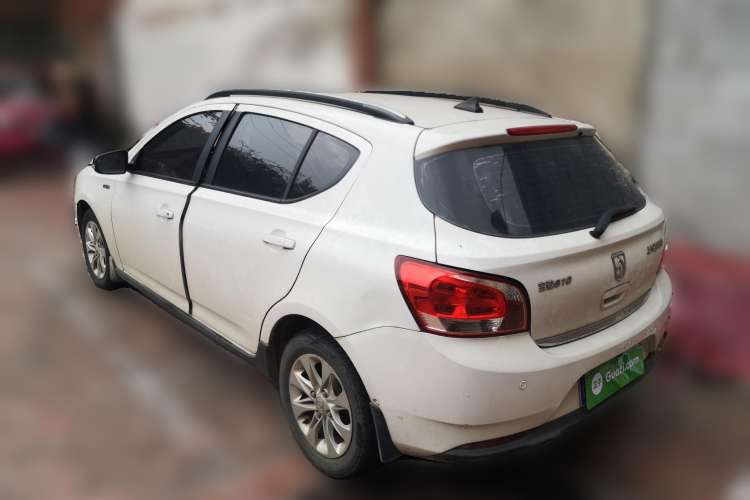 Used Baojun 610 2014 CROSS 1.5L Manual Comfort Model