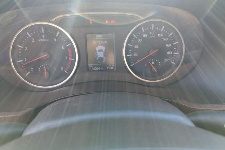 Used Great Wall Wingle 6 2017 2.4L Gasoline Two-Wheel Drive Elite Version 4G69
