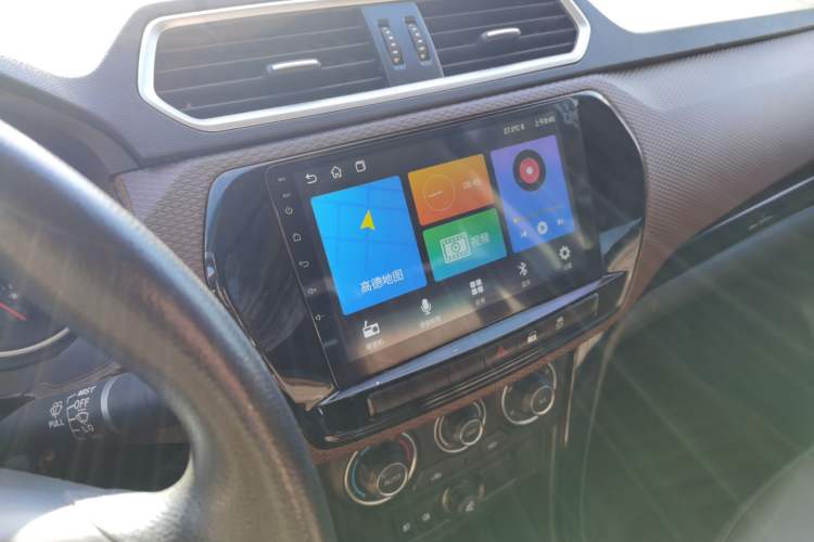 Used Great Wall Wingle 6 2017 2.4L Gasoline Two-Wheel Drive Elite Version 4G69
