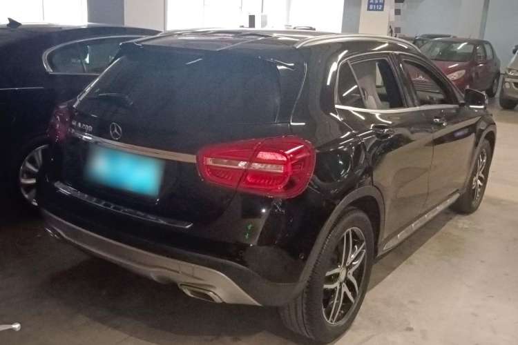 Used Mercedes-Benz GLA 2015 GLA 200 Fashion Model
