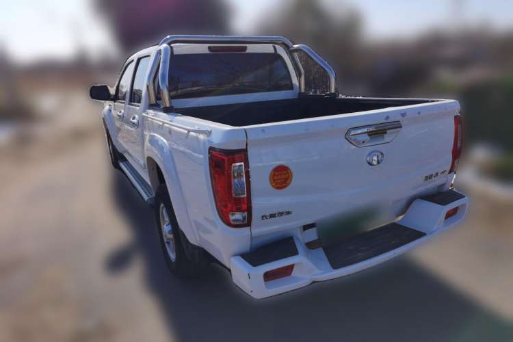 Used Great Wall Wingle 6 2017 2.4L Gasoline Two-Wheel Drive Elite Version 4G69
