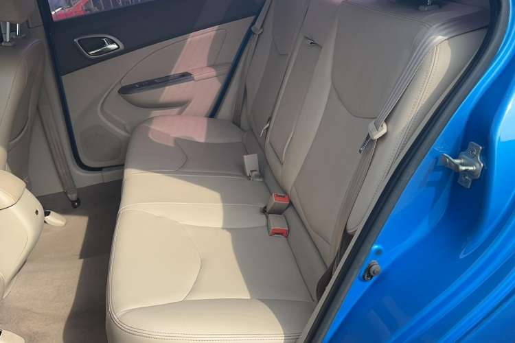 Used Baojun 630 2014 1.5L manual Elite version
