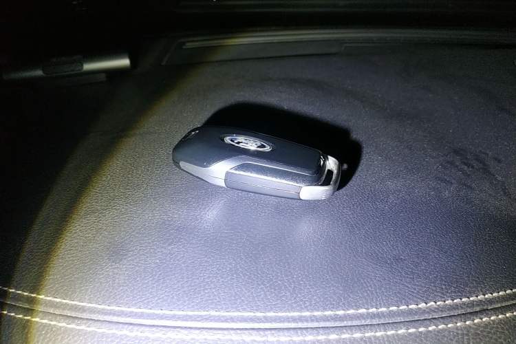 Used Ford Taurus 2017 EcoBoost 245 Luxury Model