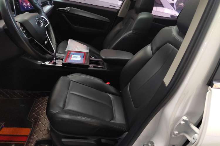 Used Soueast DX5 2019 1.5T CVT Flagship Model
