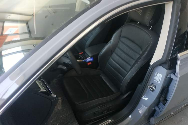 Used Volkswagen CC 2021 380TSI Striking Edition