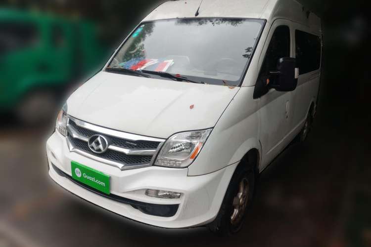Used SAIC MAXUS 2017 2.5T AMT Aoyuntong National V Short Wheelbase Mid-Roof 5/6/10-Seater