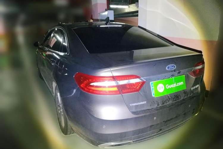 Used Ford Taurus 2017 EcoBoost 245 Luxury Model