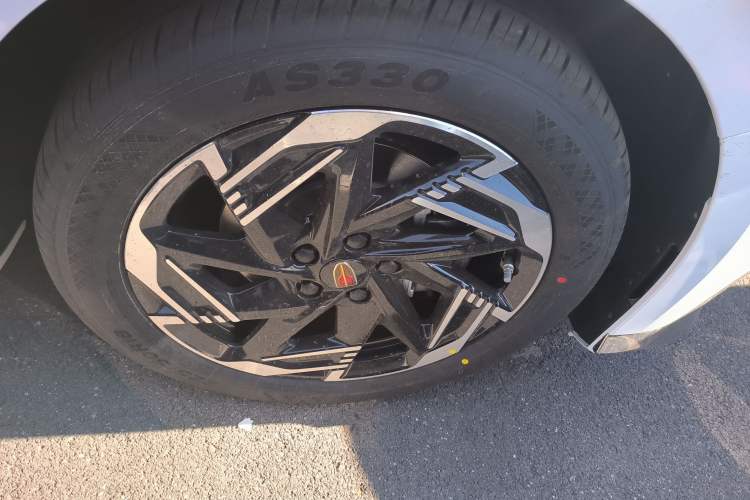 Used Hongqi H6 2023 2.0T ZhiMei Edition
