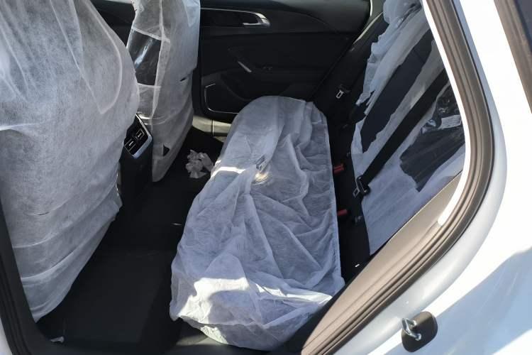 Used Hongqi H6 2023 2.0T ZhiMei Edition
