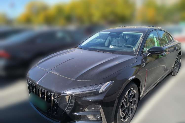 Used Hongqi H6 2023 2.0T ZhiMei Edition