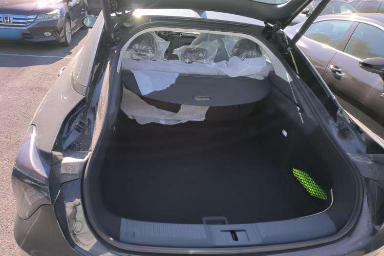 Used Hongqi H6 2023 2.0T ZhiMei Edition
