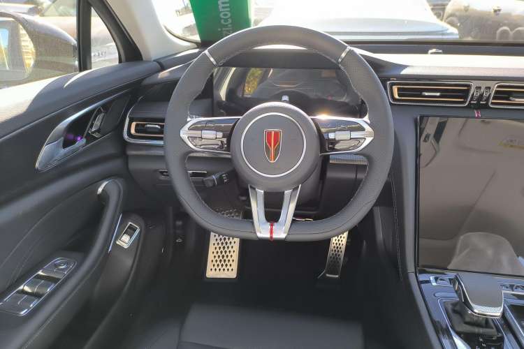 Used Hongqi H6 2023 2.0T ZhiMei Edition
