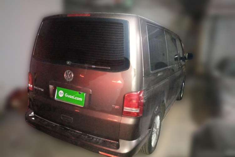 Used Volkswagen Multivan 2012 2.0 TSI Two-Wheel-Drive Luxury Edition