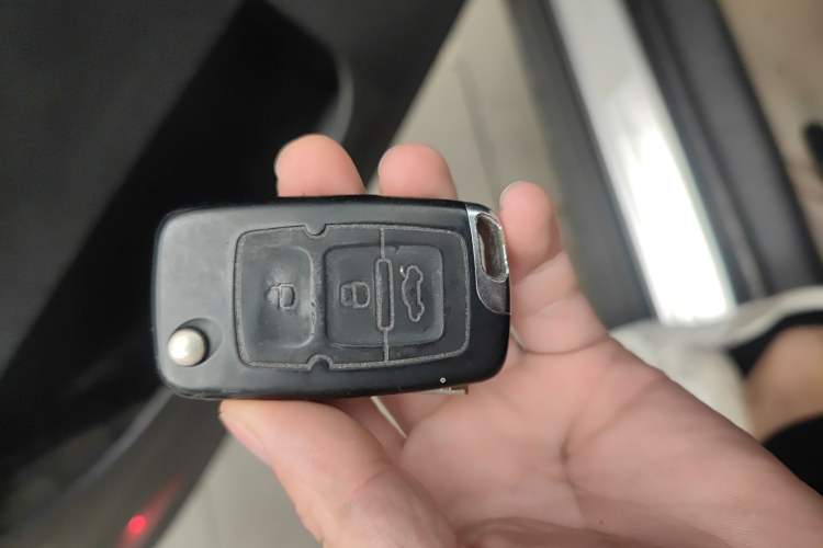 Used Geely Auto GX7 2012 1.8L Manual Executive Edition
