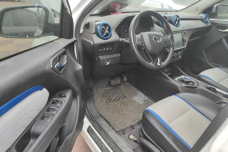 Used Soueast DX3 2018 EV Flagship Model Driver Seat