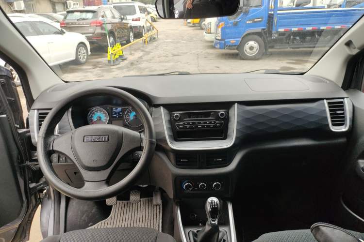 Used SRM Gold Hiace M Classic 2022 1.5L Engineering Lion Passenger Van 7 Seats
