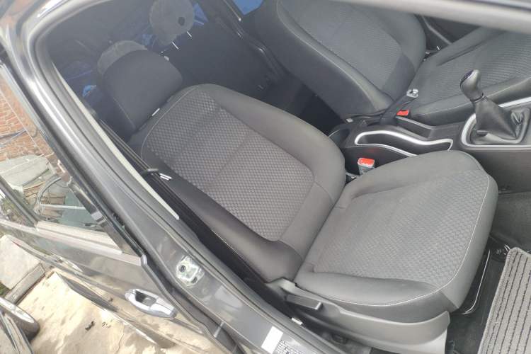 Used SRM Gold Hiace M Classic 2022 1.5L Engineering Lion Passenger Van 7 Seats
