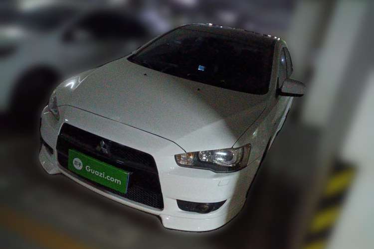 Used Mitsubishi Lancer EX 2012 Classic 2.0L CVT Black & White Edition