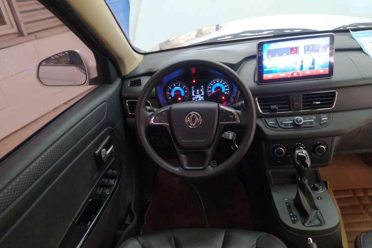 Used Dongfeng Fengon 370 2017 1.5L CVT Fashion Edition 7-Seater
