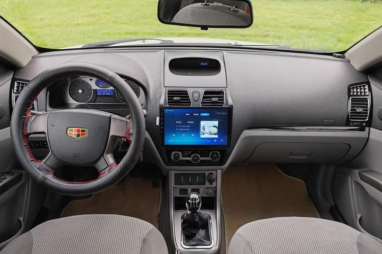 Used Geely Auto Classic Emgrand 2012 Hatchback 1.5L Manual Chao Yue Huimin Model