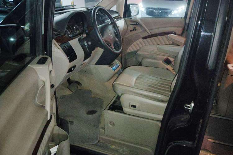 Used Mercedes-Benz Viano 2011 2.5L Navigator Edition Driver Seat