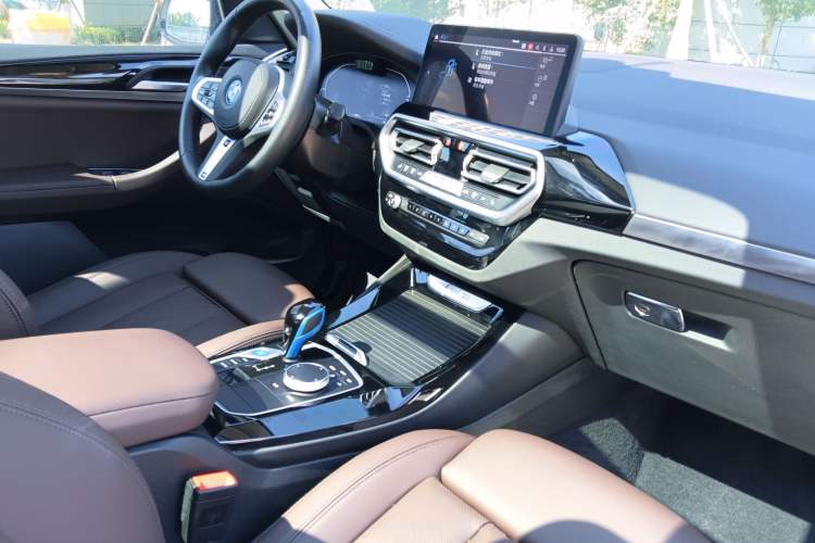 Used BMW iX3 2022 Leading Model
