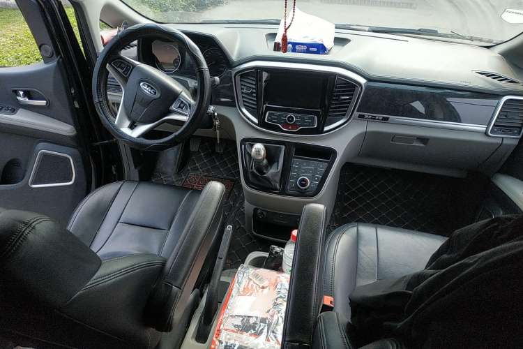 Used JAC M4 2017 1.9T Diesel Manual Luxury Model