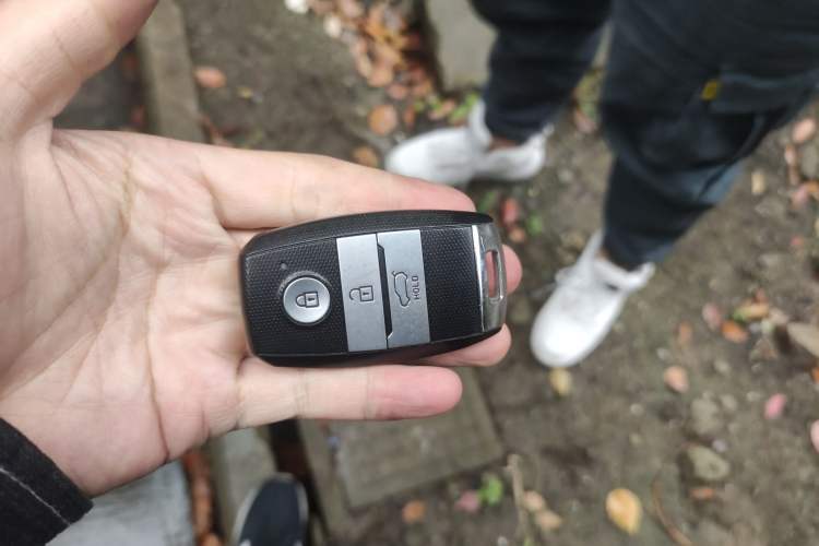 Used Land X7 2015 2.0T Panoramic Prestige Edition
