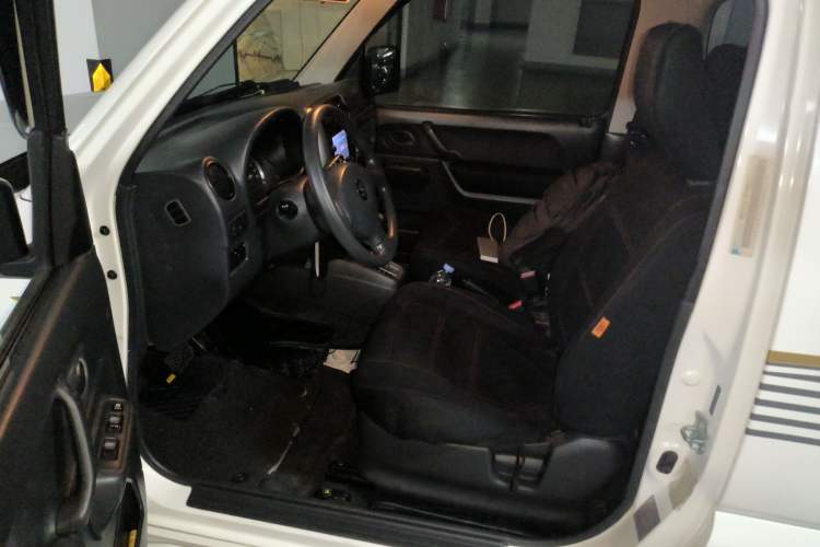 Used Suzuki Jimny 2012 1.3 AT JLX Navigation Edition