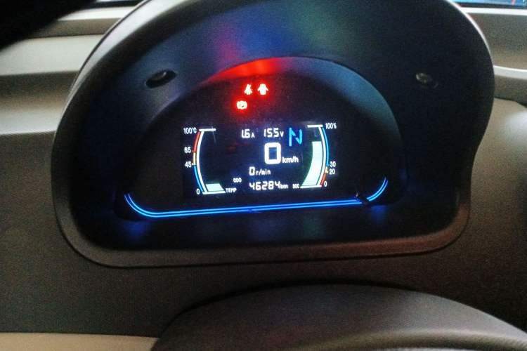 Used JMEV E200L 2016 E200 Standard Model
