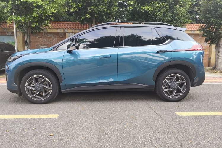 Used AION V 2023 Plus 70 Smart Enjoyment Seven-Seater Edition Ternary Lithium
