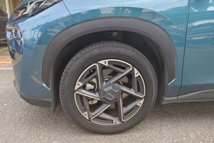 Used AION V 2023 Plus 70 Smart Enjoyment Seven-Seater Edition Ternary Lithium
