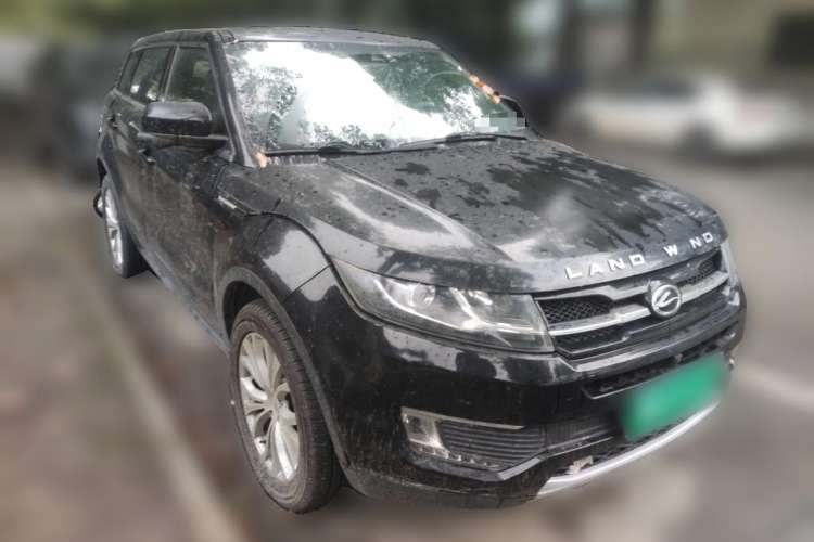 Used Land X7 2015 2.0T Panoramic Prestige Edition

