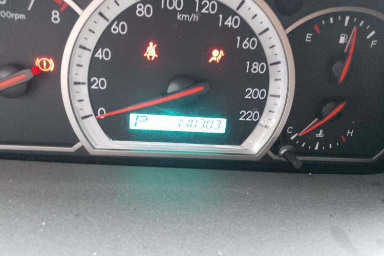 Used Chevrolet Epica 2013 1.8 SX Luxury Edition AT Odometer Close Up