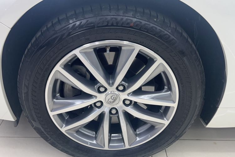 Used Infiniti Q50L 2018 2.0T Comfort Edition China VI Standard