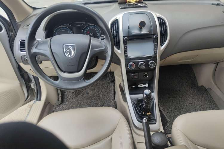 Used Baojun 630 2014 1.5L manual Comfort trim level
