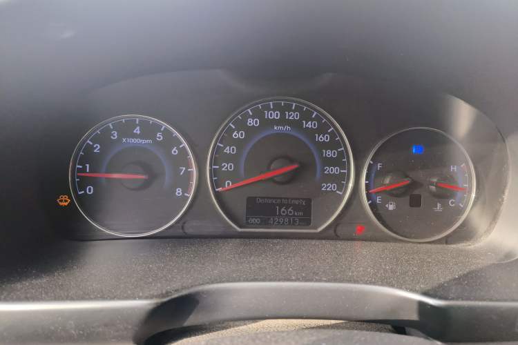 Used Hyundai Santa Fe Classic 2010 2.4 Ultimate Edition 7-Seater Four-Wheel Drive Instrument Cluster