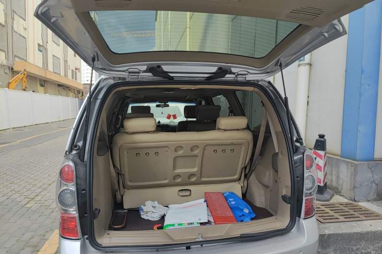 Used Buick GL8 2006 Lu Zun 3.0L LT Luxury Edition